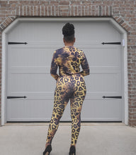 Load image into Gallery viewer, Cheetah 2 piece pant set
